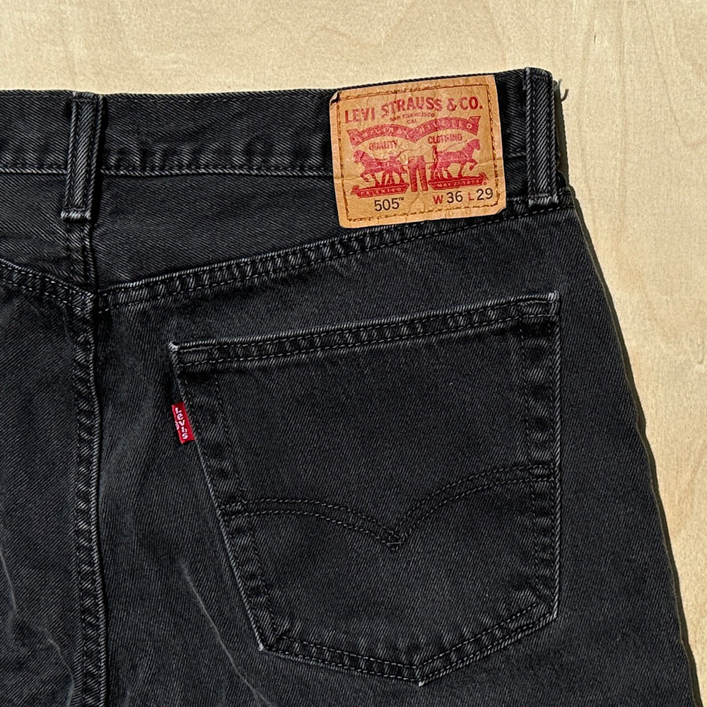 Vintage Levi's 505 Jeans